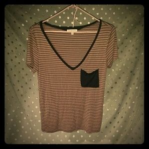 V neck tee